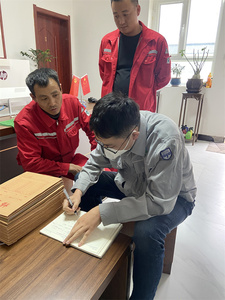 現場(chǎng)調查.jpg